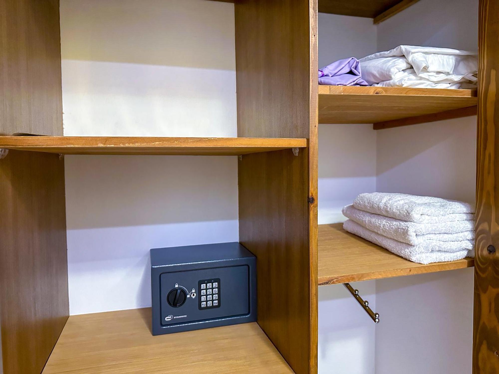 Elite - Luxury & Centric Flat *