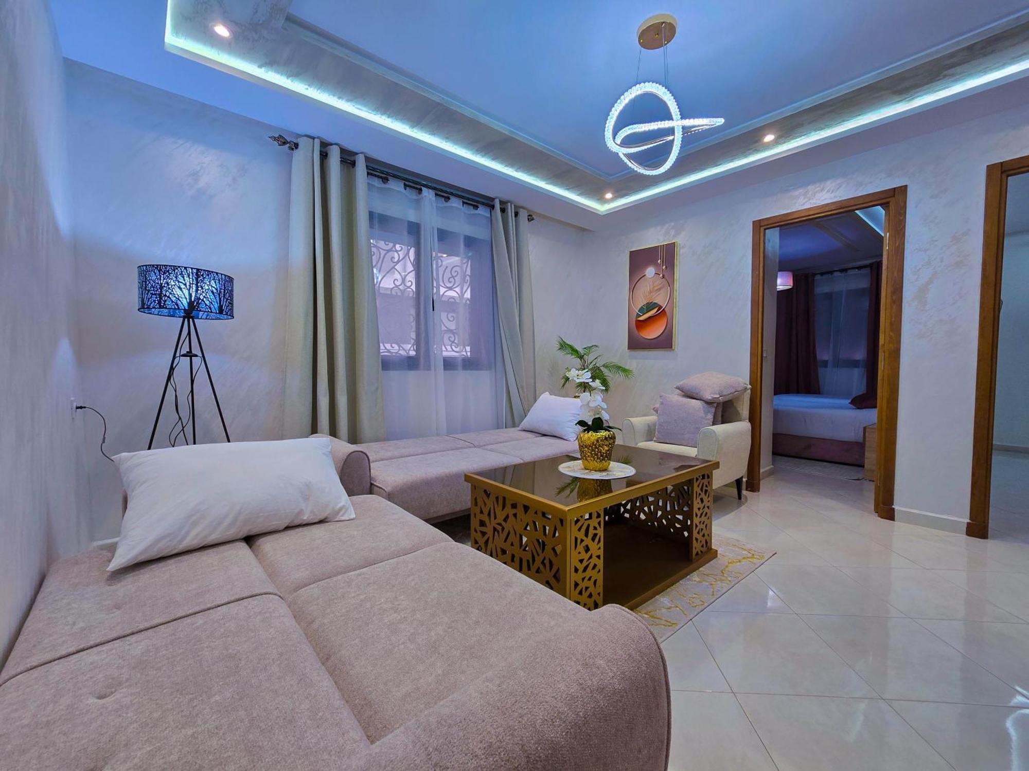 Elite - Luxury & Centric Flat *